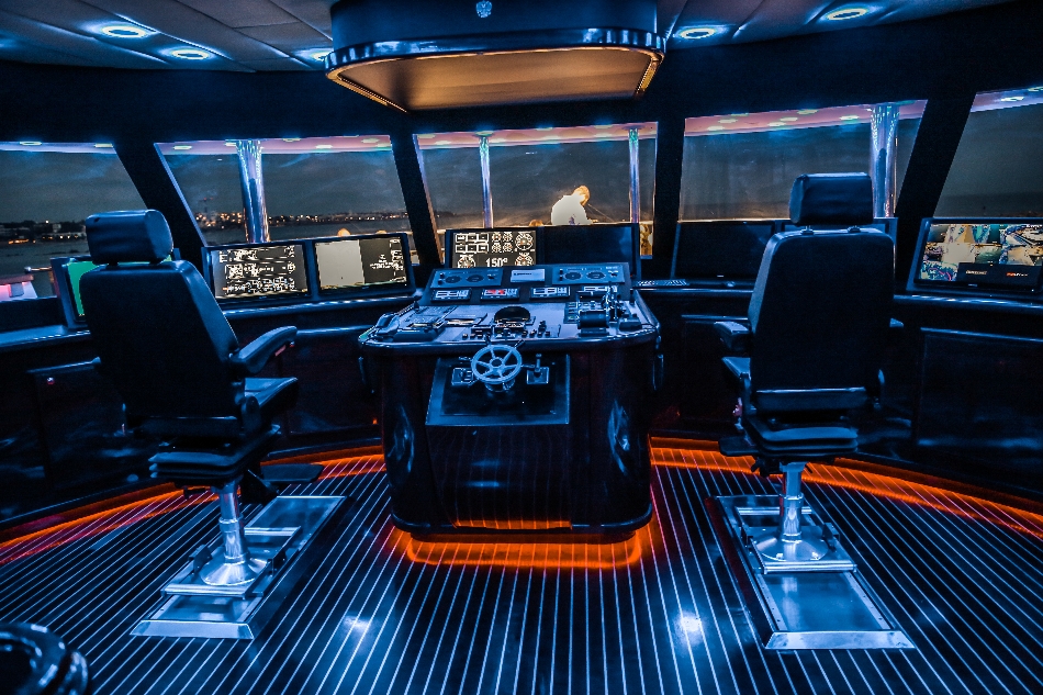 Gallery image 9: adg-exclusive-yacht-weddings-ltd