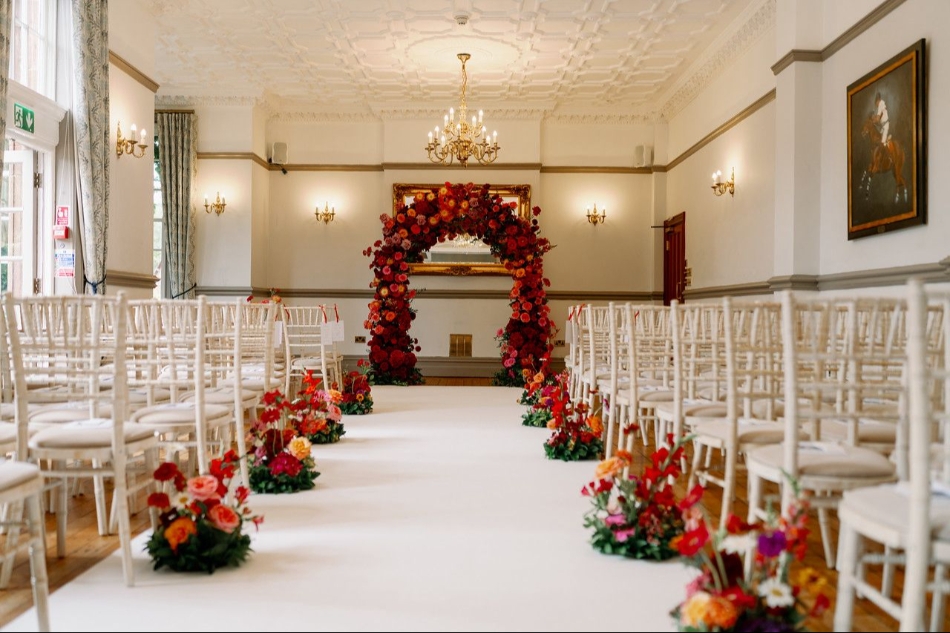 Gallery image 2: the-wedding-hand