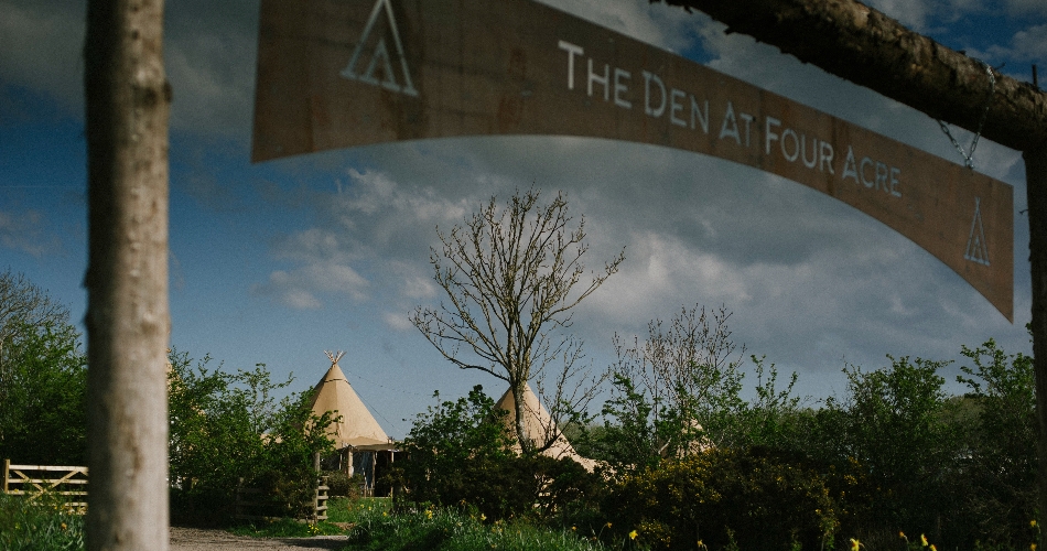 Image 2: The Den At Four Acre