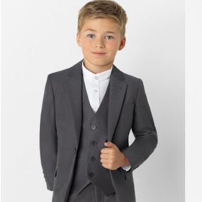 Children’s formalwear brand Roco is having an online sale