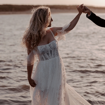 What to expect when ordering a bespoke wedding dress