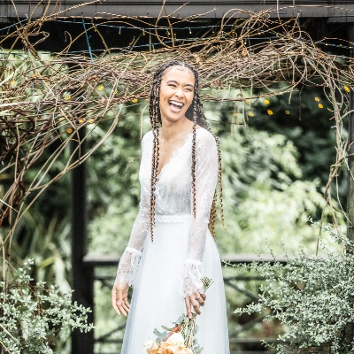 Be inspired by this sage and blush-themed shoot at Ridgmont House