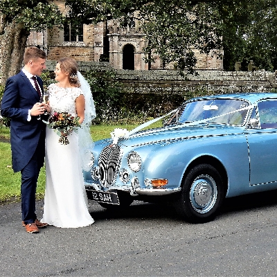 Lakeside Travel Services offers luxury wedding cars for hire