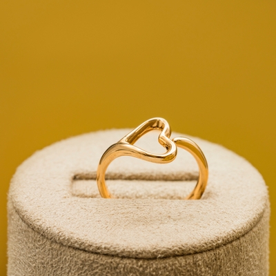 Fashion News: Choose sustainably and pick a pre-loved engagement ring