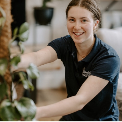 Rosedale Botanics has created handwoven willow frames using potted plants