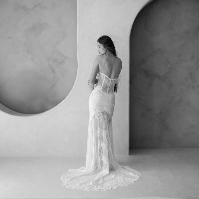 Fashion: Strike a pose