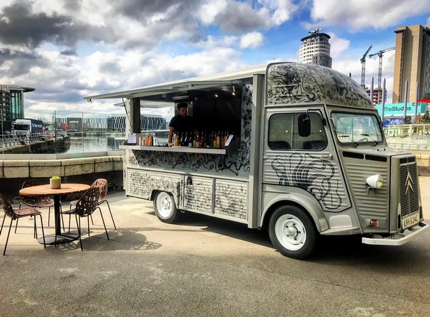 Theatrical mobile bar The Alchemistress hits the streets of the North West: Image 1