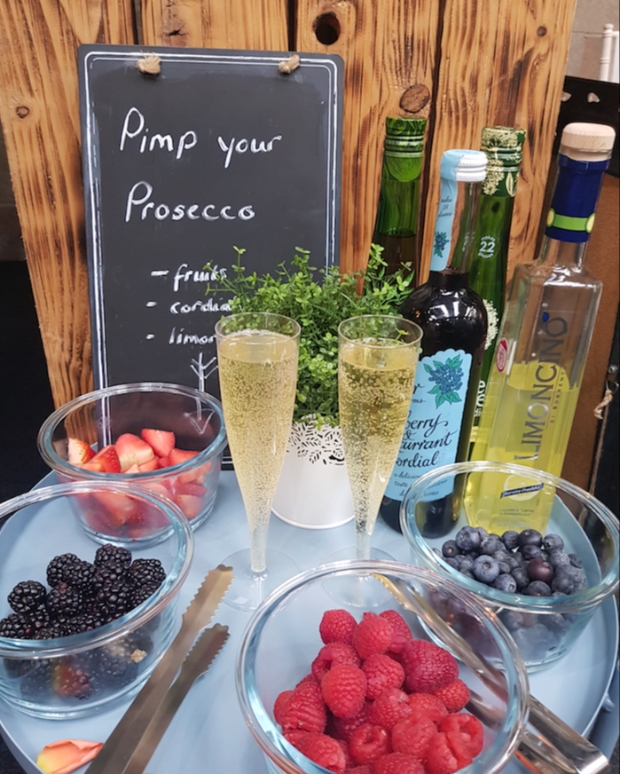 We asked Gillian Bartlett from Copa Fizz how you can wow your guests on a tight budget: Image 1