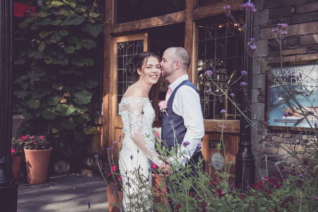 Local photographer Rachel Winter is offering couples an all-inclusive package: Image 1