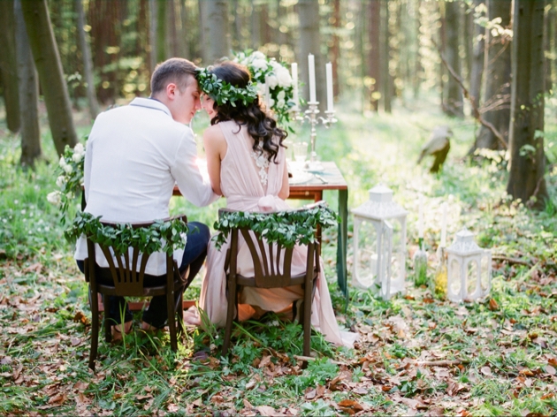 Wedding planner, Deanna Melia from Your Forever After gives her top tips for creating a nature-inspired celebration