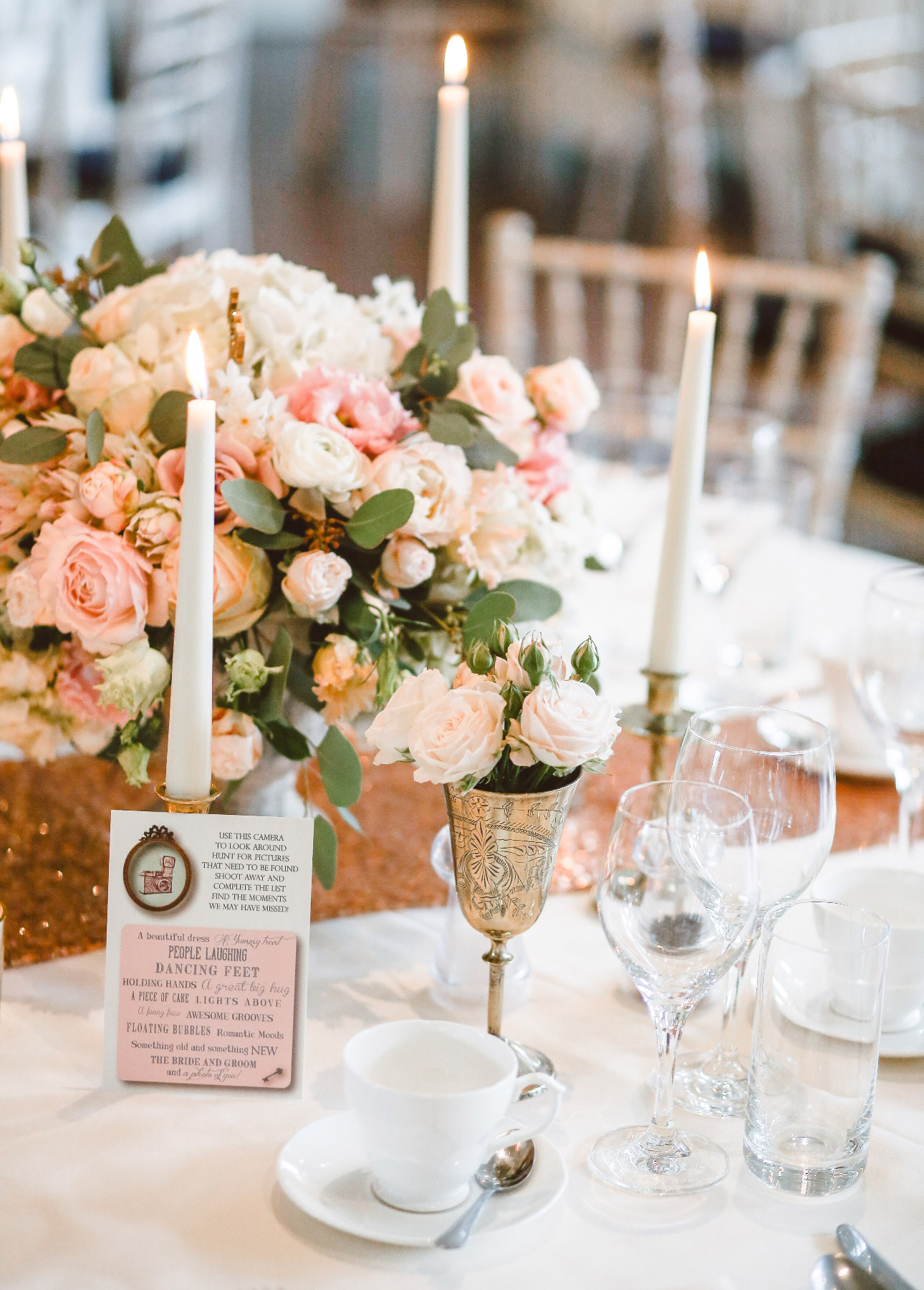 romantic table setting pink and white florals